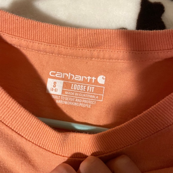 💗carhartt tshirt 💗 - Picture 2 of 2
